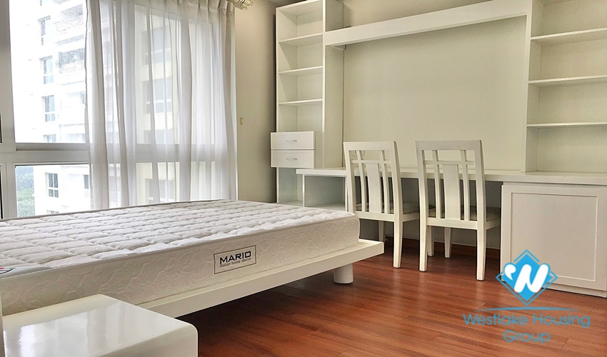 Mid floor apartment for rent in building P fully furnished 4 bedrooms
